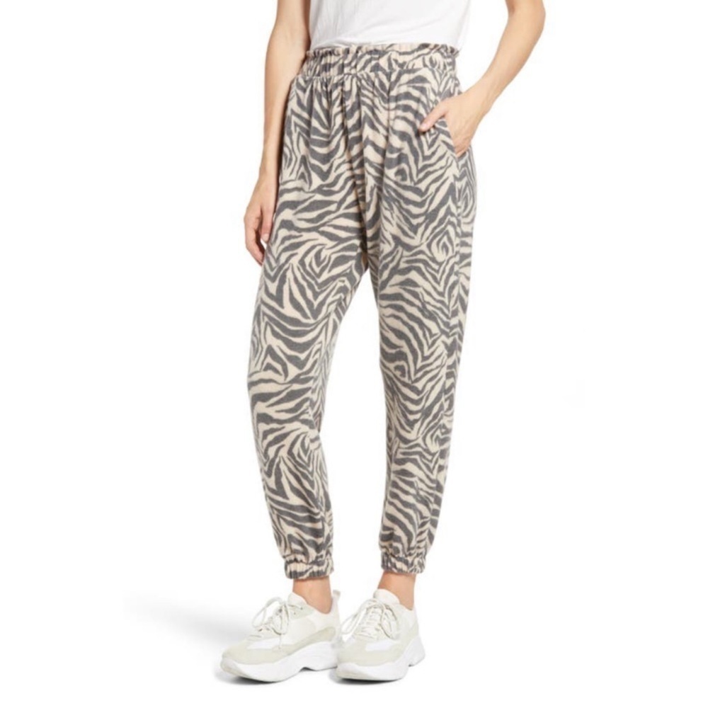 LA La Land Creative Co Animal Print Joggers Size X-Small